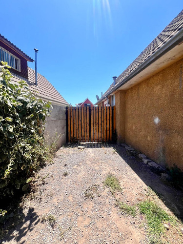 Casa En Venta El Gomero Dos Maipú