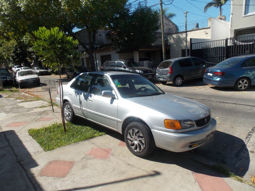 Toyota Corolla 2002 1.8 Xel Con Gnc