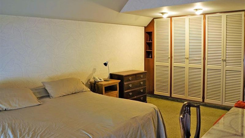Imagen 10 de 21 de Venta, Chalet En El Corazón De Barrio Parque Bernal
