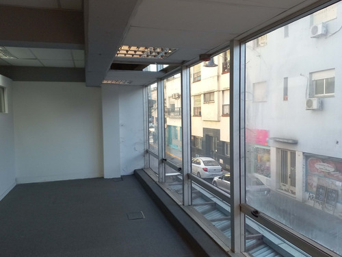 Imagen 8 de 15 de Oficina En Carlos Calvo Y 9 De Julio - 1º Piso (f)