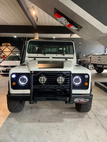 Imagem 2 de 9 de Land Rover Defender 2005 - São Paulo Motorsport