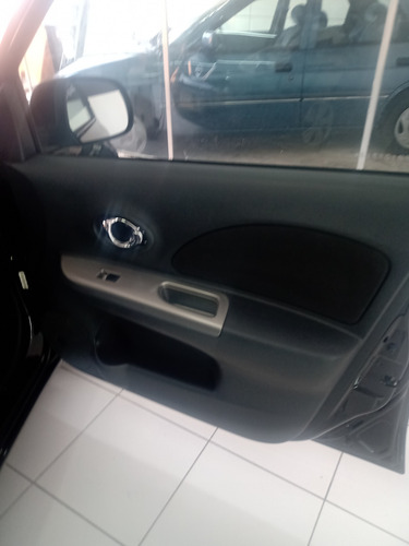 Imagem 4 de 7 de Nissan March 2015 1.6 16v S 5p