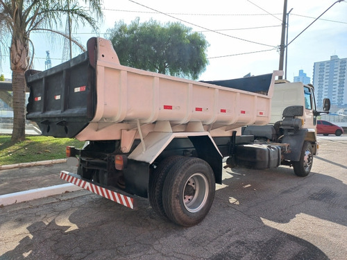 Imagem 8 de 10 de Cargo 1317 Cacamba Basculante 10/10