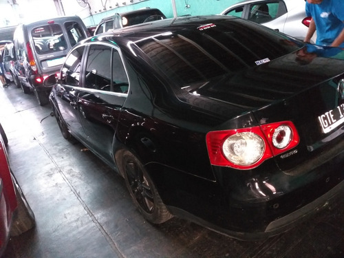 Volkswagen Vento 2.0 I Elegance Wood 2008