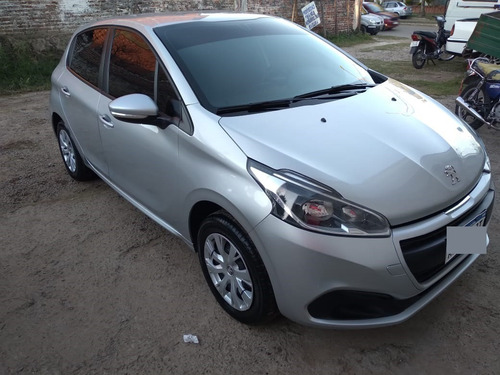Imagen 2 de 6 de Peugeot 208 Active 1.5 - 2017 - 29.000km