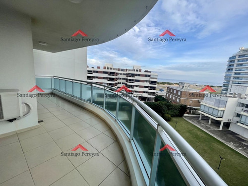 Imagen 4 de 25 de Amplio Apartamento De 3 Dormitorios + Dependencia A 100 Metros Del Mar