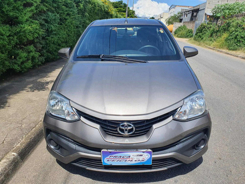 Imagem 3 de 12 de Etios X 1.3 Flex 16v 5p Mec.