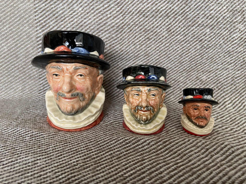 Tres Jarras Inglesas Royal Doulton Beefeater Excelenteestado