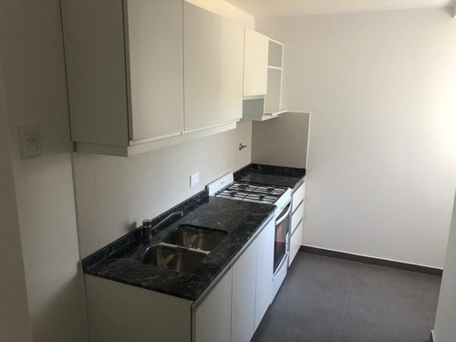 Imagen 8 de 9 de Departamento - Olivos-vias/maipu