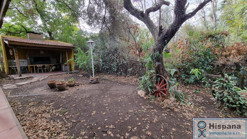 Líndísima Casa En Venta En Del Viso, Barrio Los Jazmines, Sobre Calle Arata