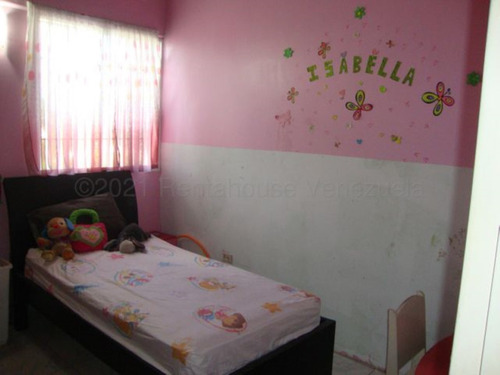 Milagros Inmuebles Apartamento Venta Cabudare Lara Av Intercomunal Barquisimeto Acarigua Economica Residencial Economico Código Inmobiliaria Rent-a-house 25-5593