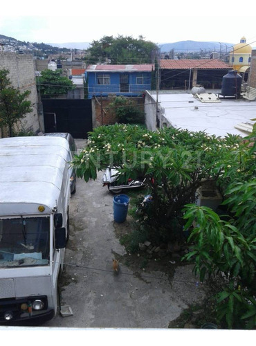 Casa En Venta Con Amplio Terreno En Col. El Carmen, Guadalajara, Jalisco