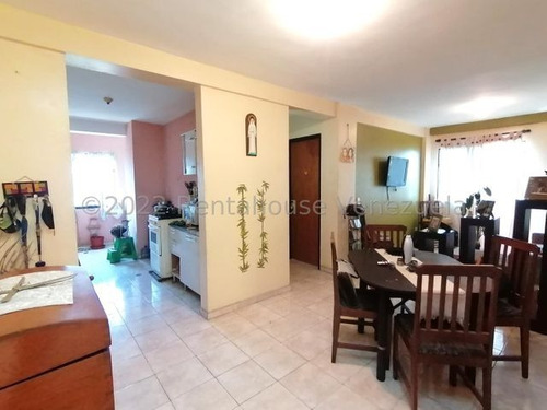 Imagen 25 de 30 de Apartamento En Venta En Cabudare Estado Lara. Centrico Y Zona Muy Tranquila. Cod # 22-27497 Para Mayor Informacion Comunicate Conmigo! 412-1498654 Profesional Inmobiliario Katty Vasquez Rentahouse Rah