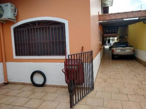 Imagem 2 de 14 de Casa Com Piscina A 300 Metros Do Mar Em Itanhaém - 6594