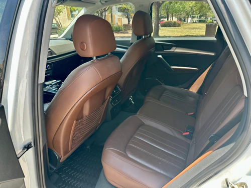 Audi Q5 2.0 L T Select Dsg