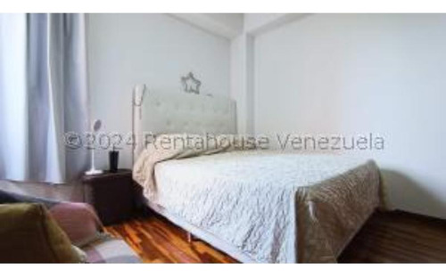 #25-2091 Amplios Apartamento En Mirador De Los Campitos I
