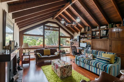 Casa En Venta En La Calera. Cod V10488