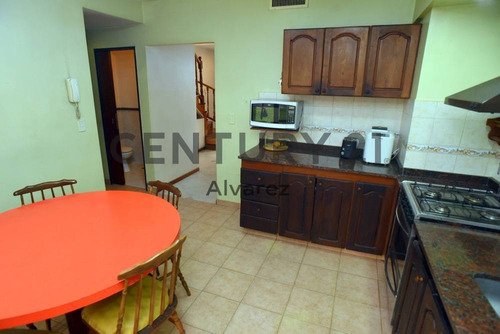 Imagen 6 de 27 de Venta De Casa De 6 Ambientes En Remedios De Escalada