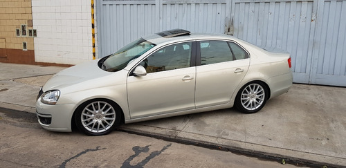 Volkswagen Vento 2.0 T Fsi Elegance Dsg 2010