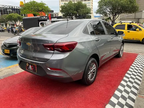 Chevrolet Onix LT 1.0 MT