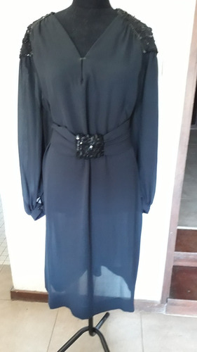 Vestido Fiesta Sra Negro Con Bordado En Hombros Y Cinto