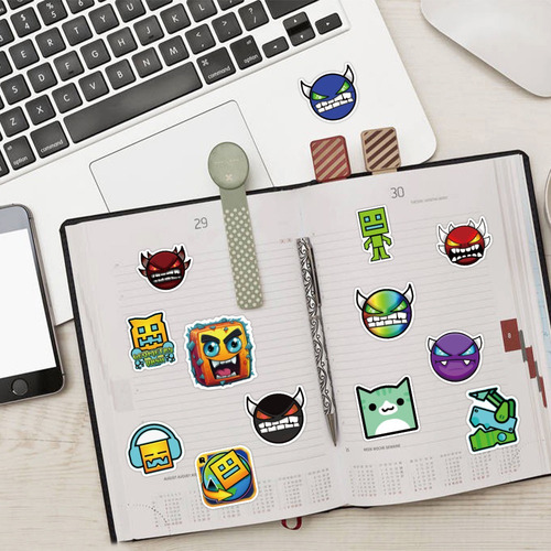 Geometry Dash Calcomania Stickers Pvc Contra Agua Videojuego
