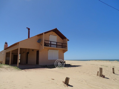 Peco En Punta Del Diablo