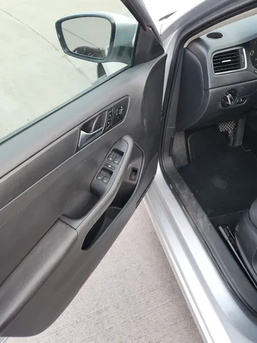 Volkswagen Jetta 2.5 Style Active At