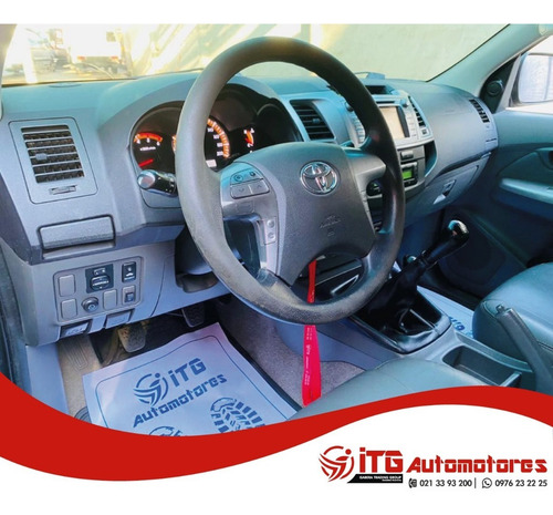 Imagen 5 de 8 de Toyota Hilux 2015