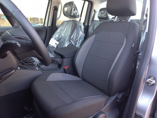 Imagen 12 de 16 de Volkswagen Amarok Comfortline 2.0 Mt 4x2 #dm