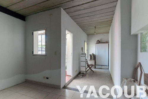 Ph En Venta - 4 Dormitorios 2 Baños - 270mts2 - Almagro