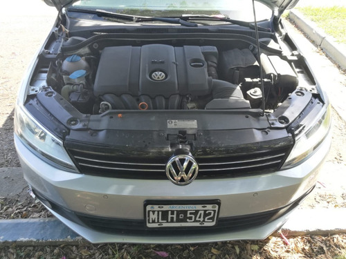 Volkswagen Vento 2.5 Luxury Automático 2013 Gris Cuero Techo