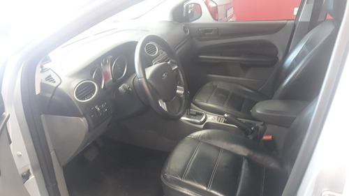 Imagem 4 de 15 de Ford Focus Sedan 2011 2.0 Ghia Flex 4p