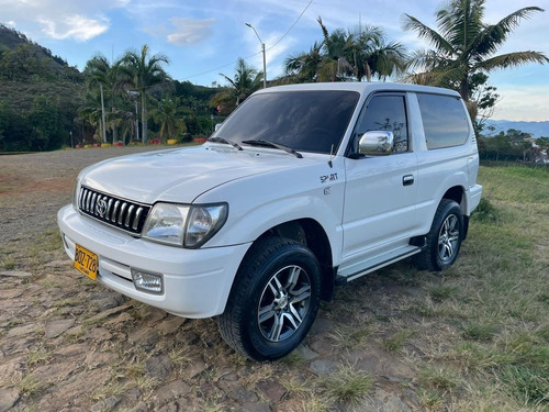 Imagen 10 de 19 de Toyota Prado 2005 2.7 Sumo