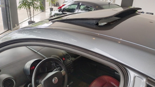 Volkswagen New Beetle 2.0 3p Automática