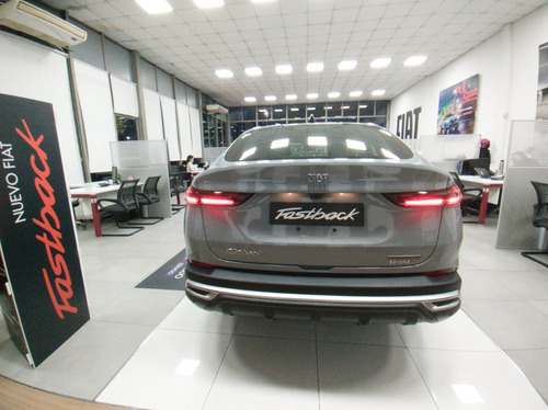 Fiat FASTBACK 1.3 T270 At6