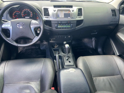 Toyota Hilux 3.0 SRV 4X4 CD 16V TURBO INTERCOOLER DIESEL 4P AUTOMÁTICO