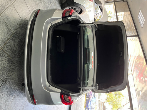 Imagen 9 de 11 de Mazda 2