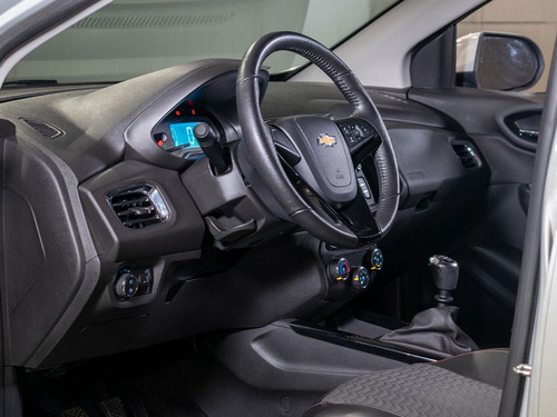 Chevrolet Onix HATCH LTZ 1.4 8V FlexPower 5p Mec.