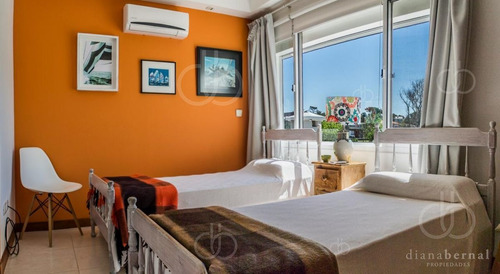 Imagen 21 de 25 de Venta De Casa De 4 Dormitorios Frente Al Mar En Mansa Punta Del Este