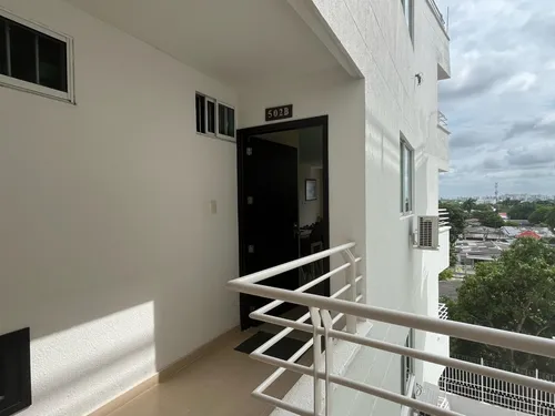 Cómodo Y Espacioso Apartamento De 120 Metros Como Nuevo, Con Dos Parqueaderos En Barrio Costa De Oro
