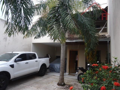 Sobrado Com 3 Dormitórios À Venda, 180 M² Por R$ 430.000,00 - Jardim Europa - Goiânia/go - So0041