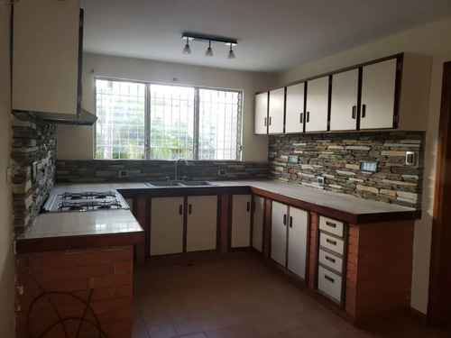Imagen 5 de 27 de Venta De Aparto-quinta En Prebo - Inmobiliaria Maggi Cod. 687