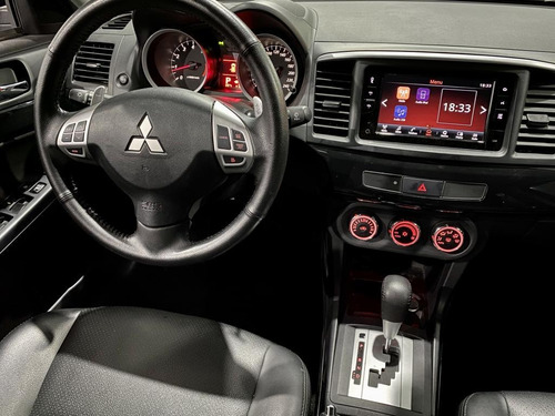 Imagem 8 de 13 de Lancer Hl-t 2.0 16v 160cv Aut. Unico Dono
