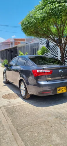 *kia Rio 2014 En Excelente Condición* *descripción:* - Mod