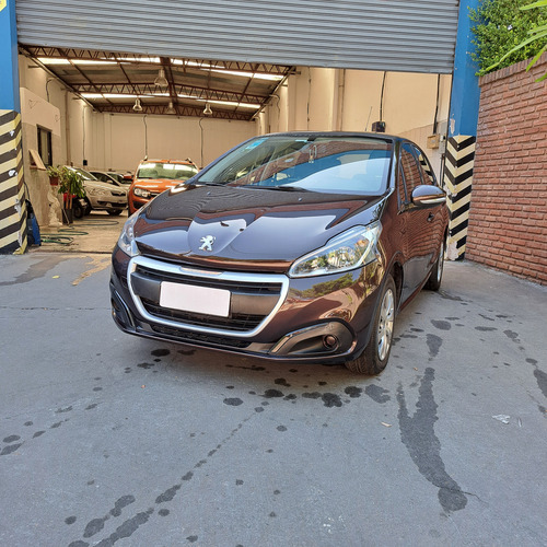 Peugeot 208 1.6 Active