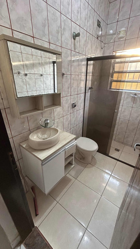 Casa 4 Quartos 2 Banheiros 250m2