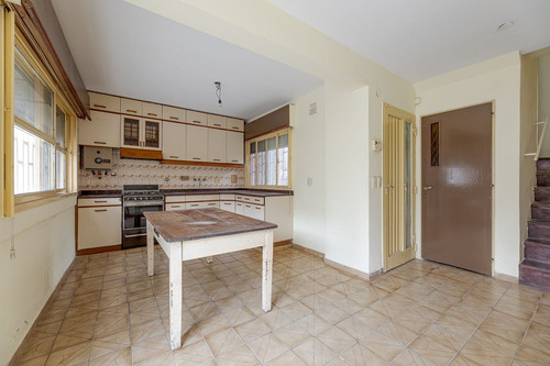 Venta Casa Pasillo 3 Dormi Y 2 Patios-apta Credito