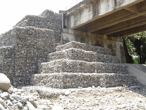 Pedido De 4 Gaviones De 2x1x1mt Y 1 Gavion De 4x1x1mt