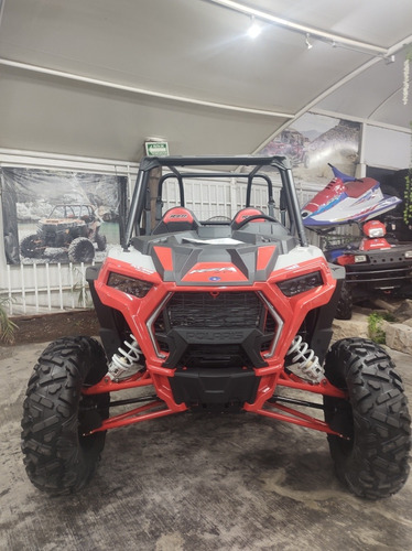 Imagen 2 de 6 de Polaris Premium 1000 Ride Co